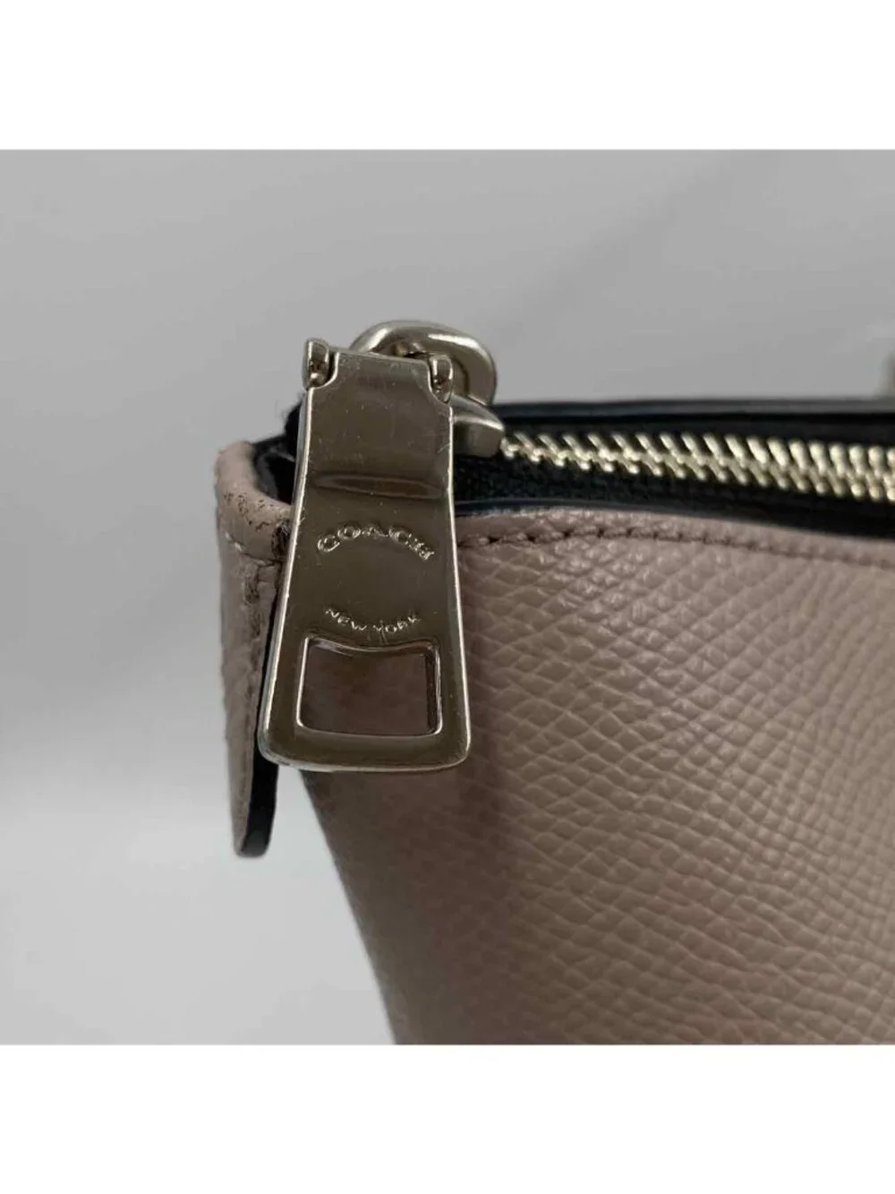 Coach Black Taupe Leather Luxury Colorblock Purse Snakeskin